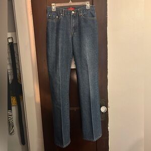 Zena Jeans • Mid Rise Creased Jeans